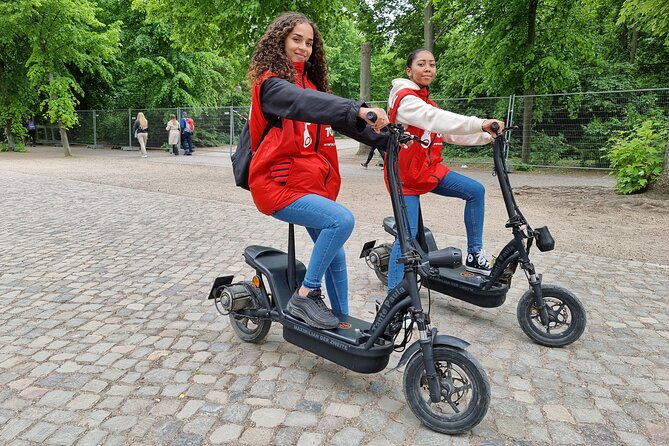 2 hour Sights Guided E-Scooter Tour in Munich - The Munich Night Route: From Odeonsplatz to Marienplatz and Back