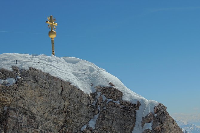 A Private Zugspitze Mountain Tour and Pretzel Making Experience - Zum Bauer Pretzel Workshop: Make Three Bavarian Pretzels