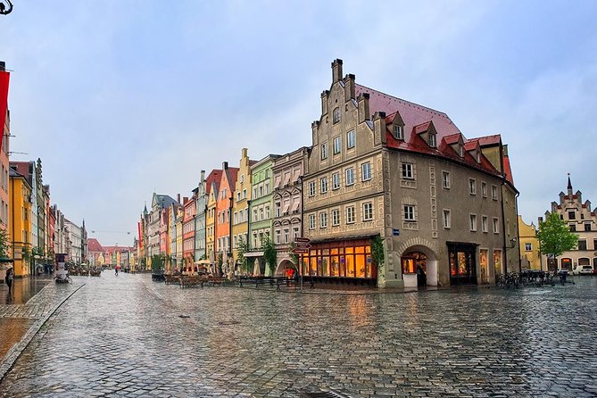 Airport Transfer: Munich Airport MUC to Munich by Luxury Van - Munich Airport (MUC) to Downtown: The Fast, Private Van Setup