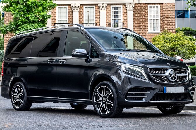 Arrival Transfer Munich Train Station to Munich by Luxury Van - Munich Central Station Meet-and-Greet: How You Find Your Chauffeur