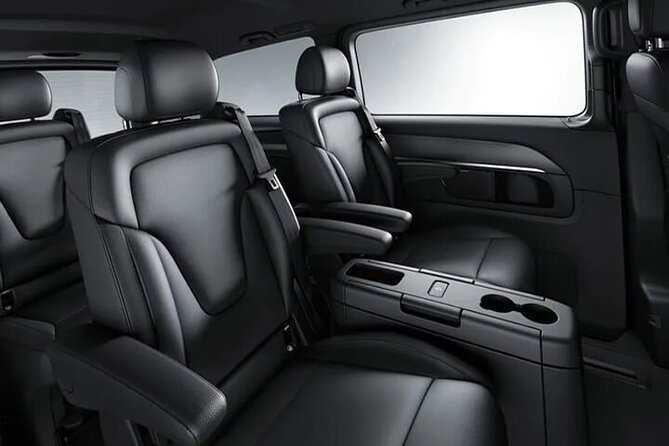 Arrival Transfer Munich Train Station to Munich by Luxury Van - Timing That Works for Delayed Trains and Real Traffic