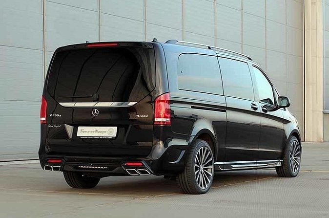 Arrival Transfer Munich Train Station to Munich by Luxury Van - Private Means No Waiting Around: Group Size and Flow