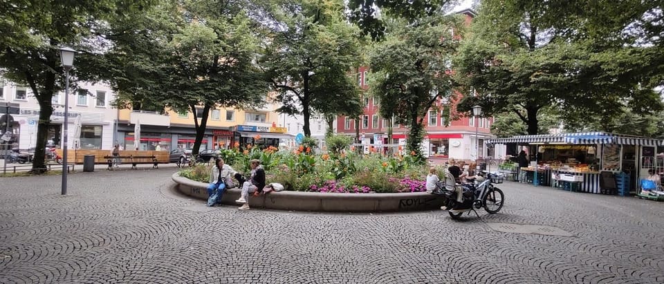 Culinary Haidhausen - The Food Tour - Finding the meeting point at Orleansplatz (and getting your bearings fast)
