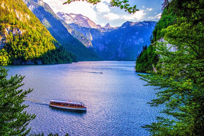 Eagle's Nest, Lake Königssee and 'Fuehrer Headquarters' Private Tour from Munich - Munich to Berchtesgaden without the stress: the private-ride advantage