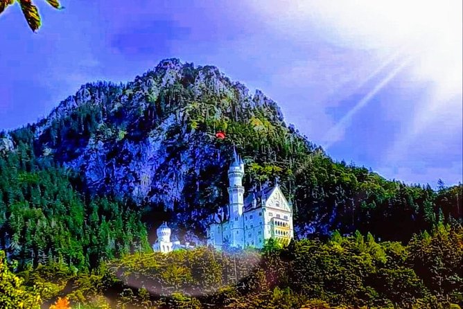 EXCLUSIVE 3 Royal Castle SKIP-THE LINE Tour of Neuschwanstein + Linderhof + Hohenschwangau from Munich - A 7:00 AM pickup that saves your sanity