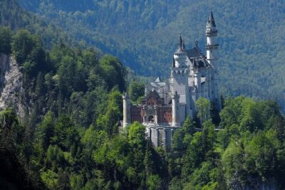 Express 6 tour from Munich to Neuschwasntein Castle - Munich to the castle region: train views and minibus legs