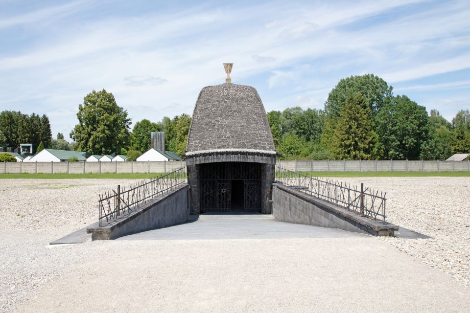 From Munich: Dachau Concentration Camp Private Tour by Car - Why a private Dachau tour from Munich works