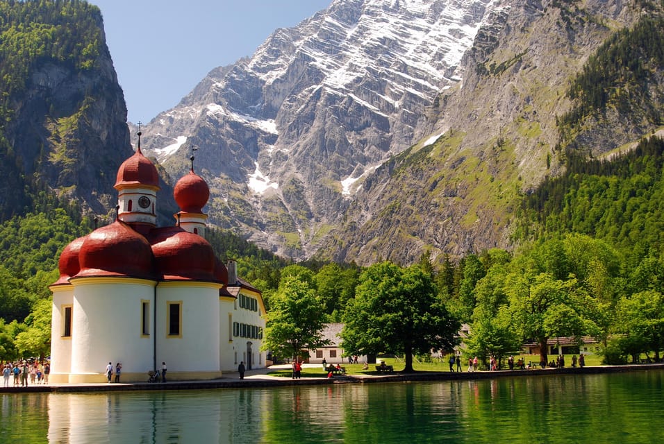 From Munich: Eagle's Nest, Königssee & Salzburg Private Tour - Salzburg in 3 hours: old-town strolling with choices