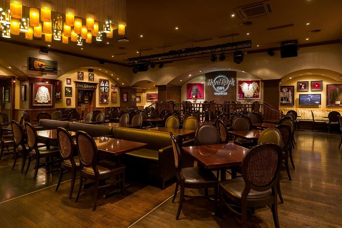 Hard Rock Cafe Munich with Set Lunch or Dinner - The 2-hour flow in real life: priority seating, service rhythm, and what you can do while you wait