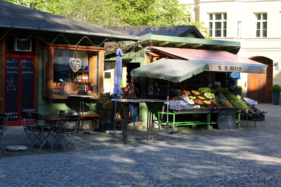 Munich: 3-Hour Food Tour Through Haidhausen in GERMAN - The guide’s role: why the explanations make the food land harder