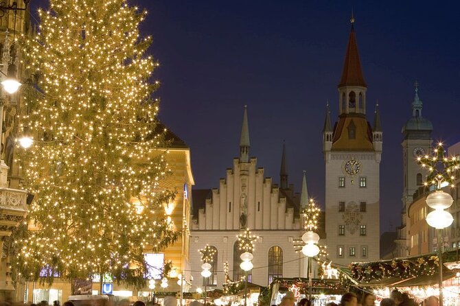 Munich Christmas Market Small Group Tour with Gingerbread Heart - Marienplatz: Christmas tree views and the wine market
