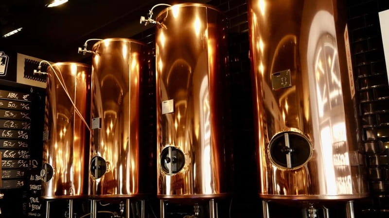 Munich: Guided Craft Beer & Cultural Tour With Snack - Non-alcoholic drinks and beer: helpful if you’re not going full-strength