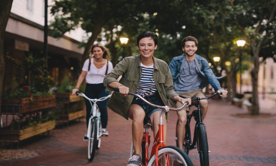 Munich: Highlights Private Bike Tour with Licensed Guide - Why a private Munich bike tour feels smarter than walking