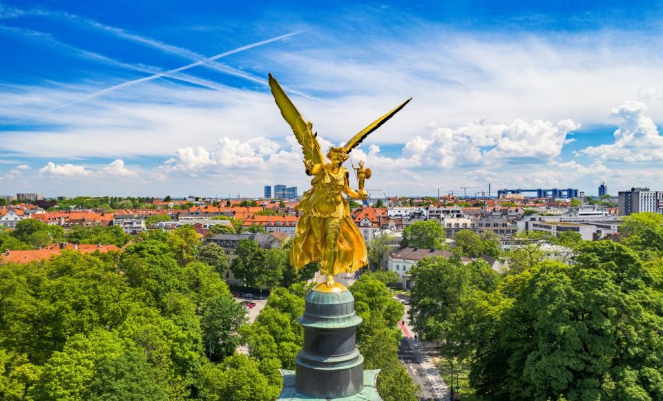 Munich: Highlights Private Bike Tour with Licensed Guide - The 4-hour route adds Königsplatz, Ludwigstraße, and museum-side Munich