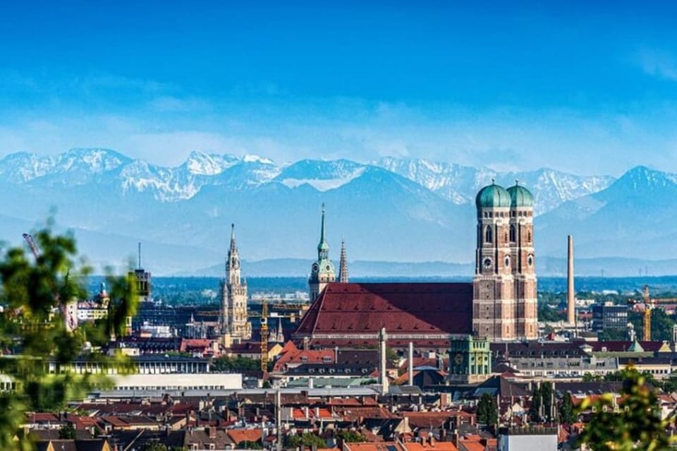 Munich: Highlights Walking Tour with a Guide - Frauenkirche: Munich’s landmark church, seen the useful way