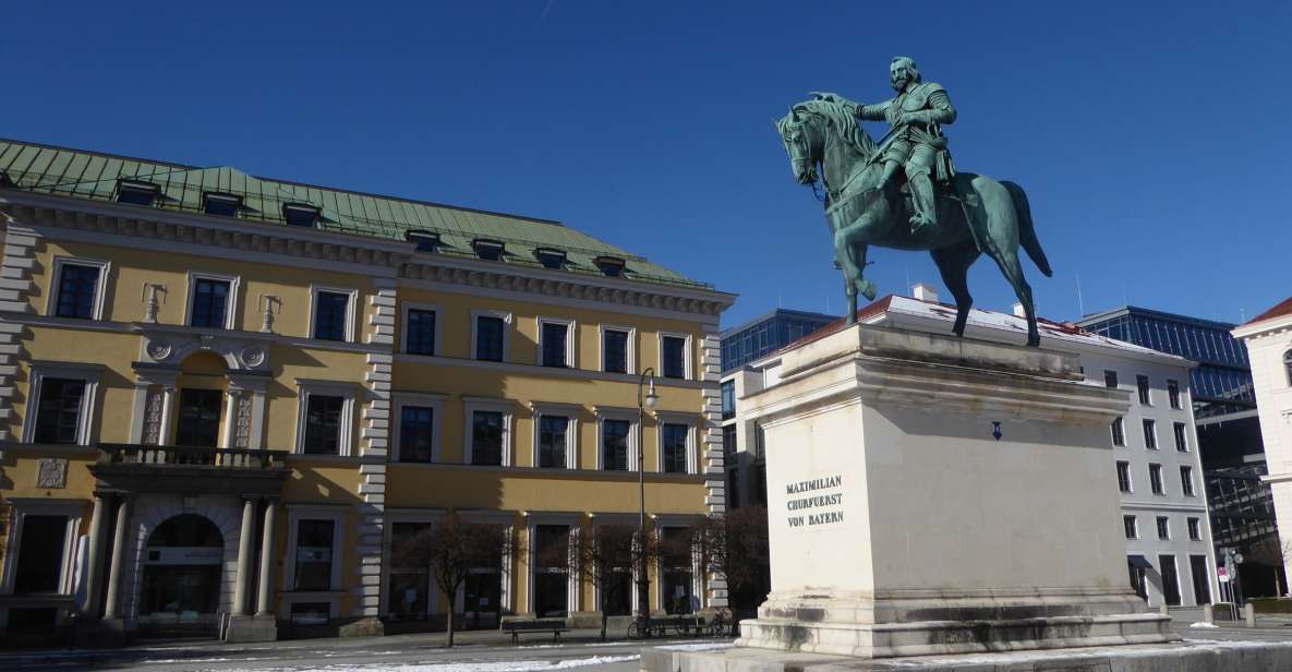 Munich: Historical Walking Tour Maxvorstadt with GEO Epoche - Odeonsplatz toward Maxvorstadt: watching Munich change by walking