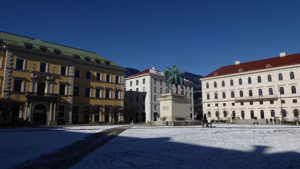 Munich: Historical Walking Tour Maxvorstadt with GEO Epoche - Meeting outside Theatinerkirche: the start that keeps you focused