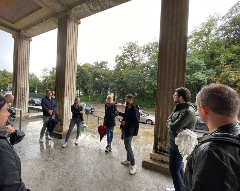 Munich: Historical Walking Tour on the Rise of Hitler - Alex’s German-Language Storytelling: Smart, Funny, and Not Superficial