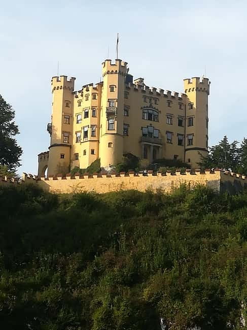 Munich: Neuschwanstein Castle and Linderhof Palace Day Trip - Key Things I’d Plan Around