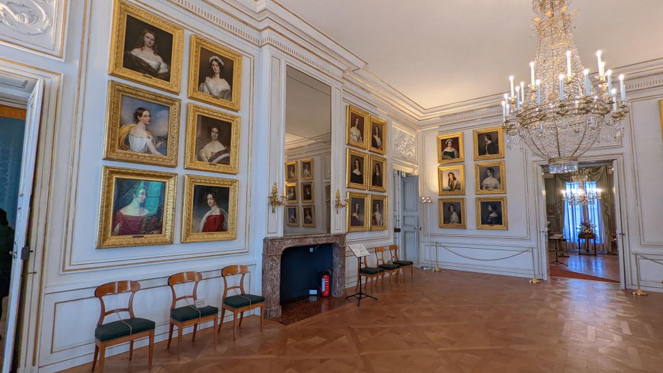 Munich: Nymphenburg Palace with official Guide - Price and value: is $259 per group worth it?