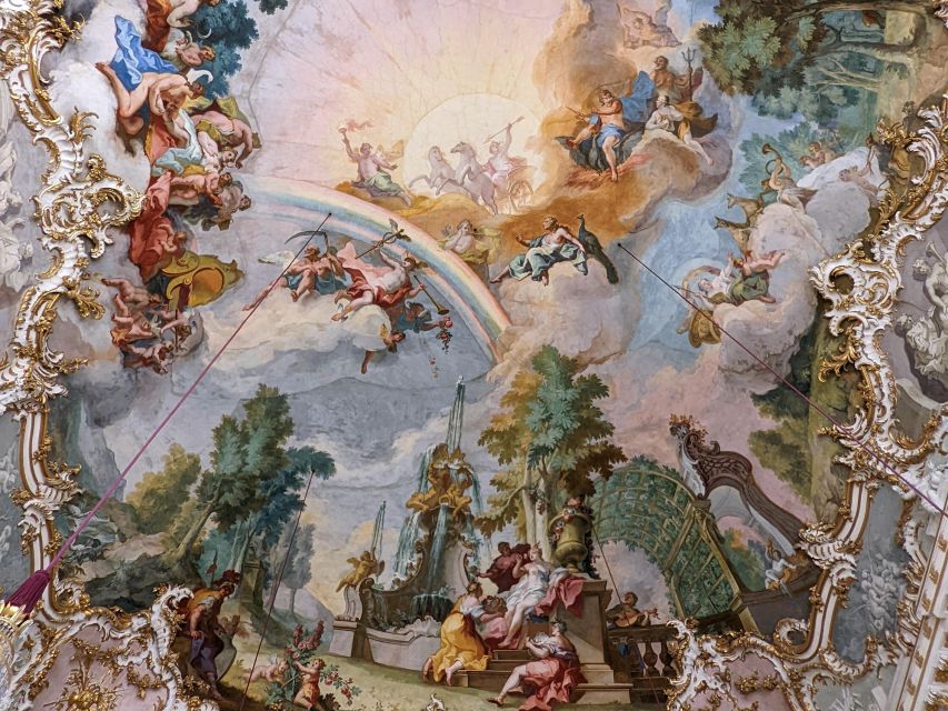 Munich: Nymphenburg Palace with official Guide - Signature rooms: the Gallery of Beauties and Ludwig II’s Birth Room