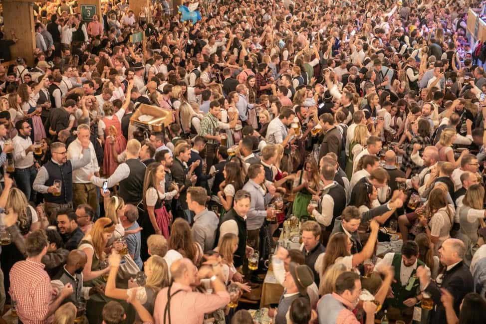 Munich: Oktoberfest Big Beer Tent Evening including table reservation - Quick hits before you go
