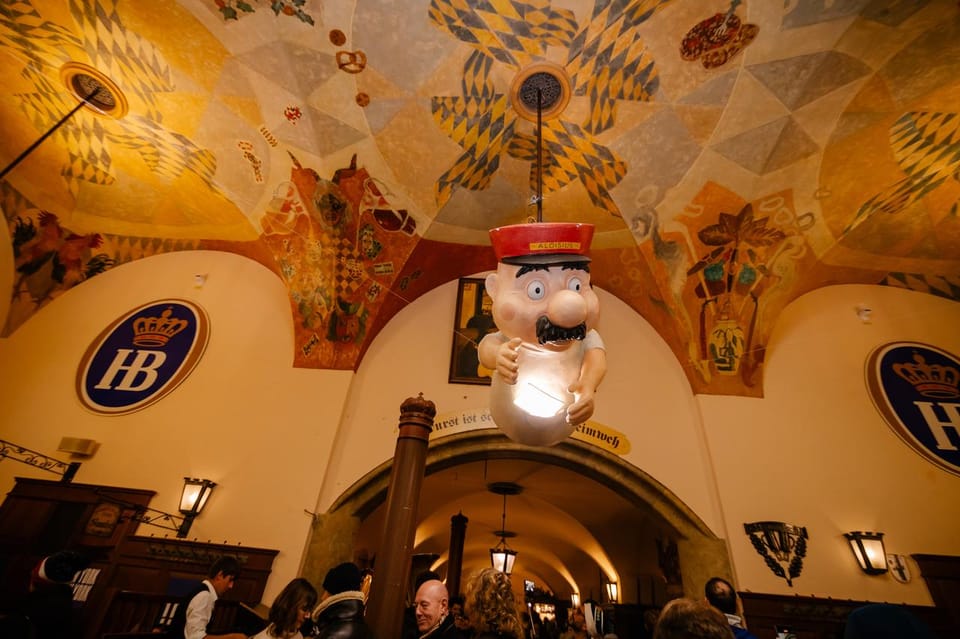 Munich: Old Town Culinary Tour - Mariensäule and St. Peter’s Church: sightseeing with story glue