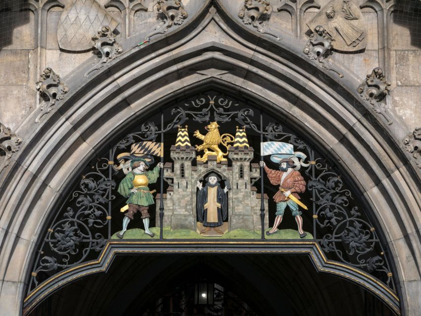 Munich: Old Town Guided Walking Tour - Maximilianstraße, Odeonsplatz, and the Residenz: Power and Place in One Walk