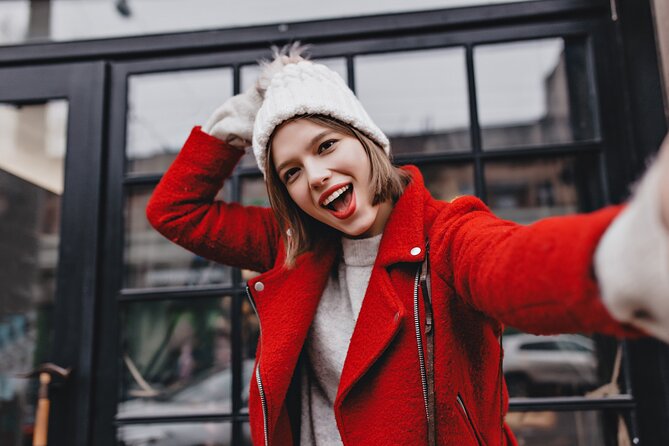Munich Photoshoot: A Must-Have Holiday Experience! - Odeonsplatz to Marienplatz: Getting Classic Munich Without the Hassle
