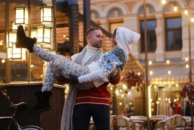 Munich Photoshoot: A Must-Have Holiday Experience! - Meeting at Odeonsplatz: How the 60-Minute Session Really Plays Out