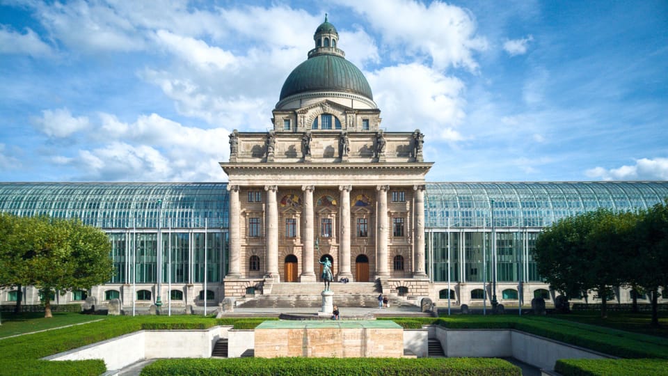 Munich Private Walking Tour with the BMW Museum and BMW Welt - Price and value: Is $539 per group reasonable?