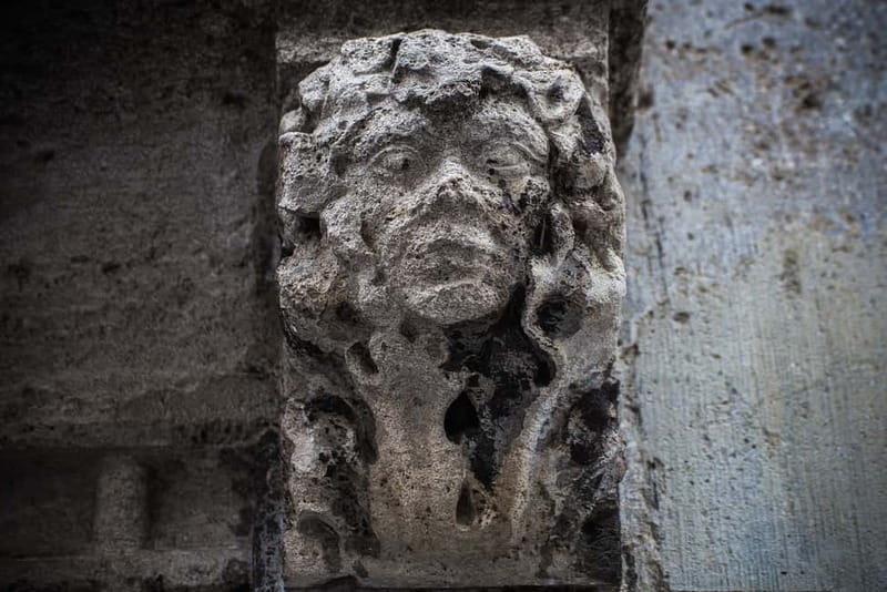 Munich: Raven Black Witches and Executioners Walking Tour - German-language tour: how you’ll handle it (and why it can still work)