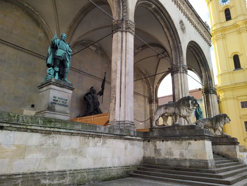 Munich Residenz: Private Tour with artists and historians - Wittelsbach life in Munich: where the story becomes personal