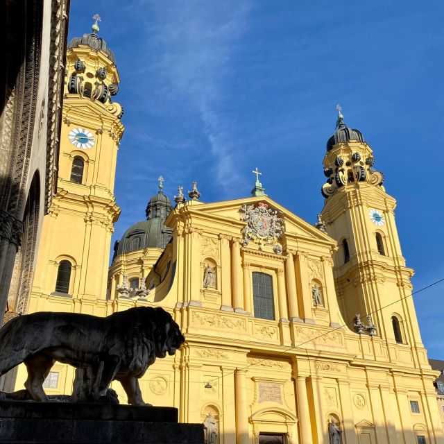 Munich: Resistance against Hitler - Historical Walking Tour - Finishing at Odeonsplatz: the city square that holds reminders