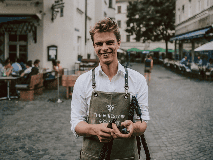 Munich: Romantic Wine Experience for Two at Viktualienmarkt - Timing and Crowd Reality: Making It Feel Romantic