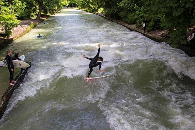 Munich: Surf Experience In Munich Eisbach River Wave -Germany - Private Group Energy in a Very Public Place