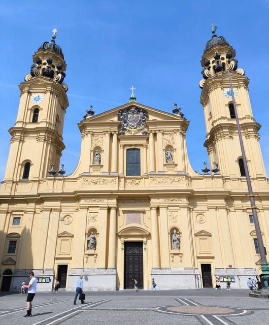 Munich: Walking tour of the old town with all your senses - How Churches and Monuments Become Real (Not Just Photos)