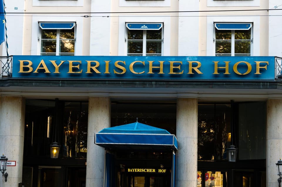 Munich: Walking tour of the old town with all your senses - The Guide Factor: Why Humor and Timing Matter on a 2-Hour Tour