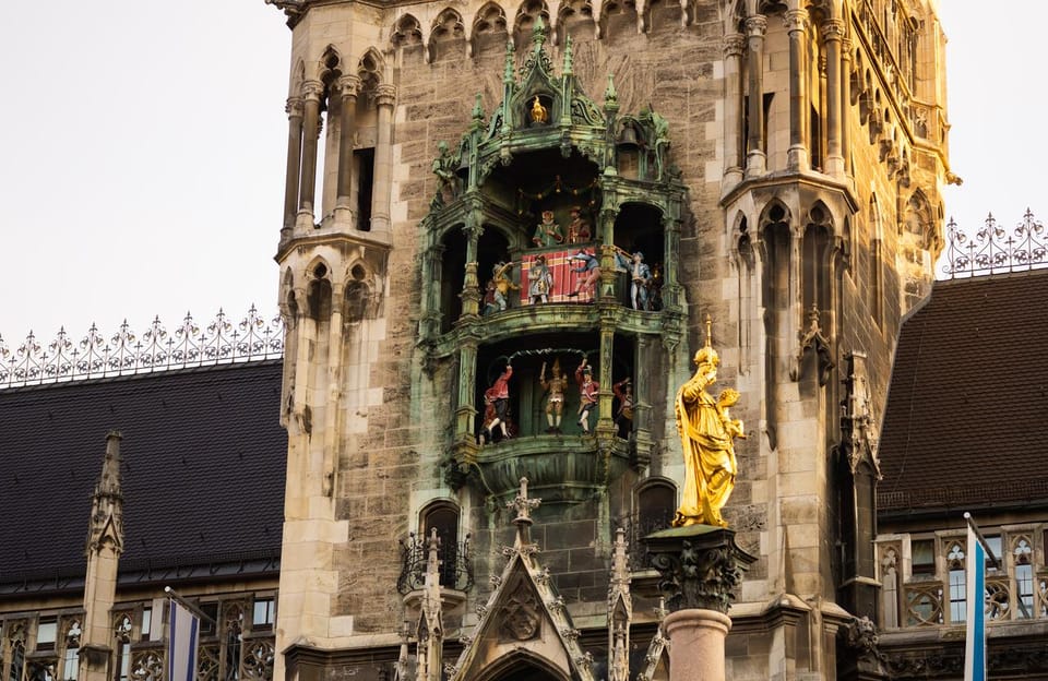 Munich: Walking tour of the old town with all your senses - Tips to Get the Most Out of This 2-Hour Walk