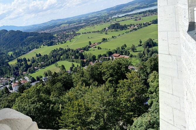 Neuschwanstein Castle Small-Group Guided Day Trip from Munich - Marienbrücke (Queen Mary’s Bridge): quick photos with real crowd pressure