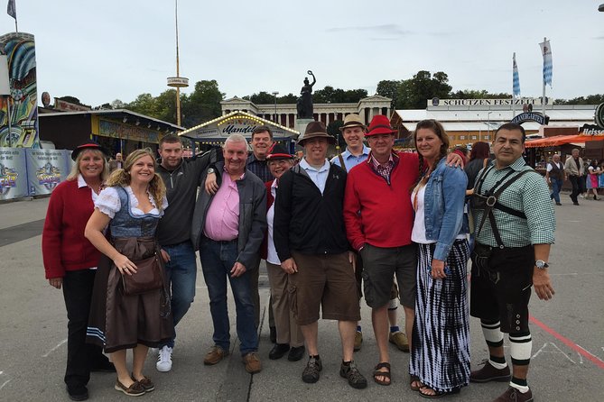 Oktoberfest Tour with table and unlimited beer - Group size, guide energy, and the English experience