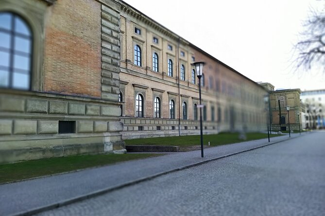 Paul's Private Tour in the Alte Pinakothek Munich - Why Skip-the-Line Matters More Than You Think