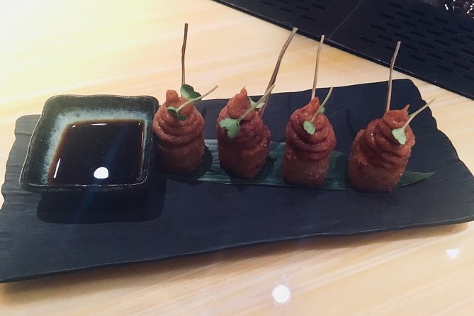 Premium Private Foodie Experience with Local - all tastings included - Platzl and Munich’s historic entertainment district: snackable local delicacies