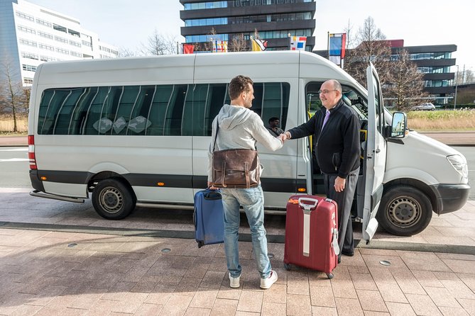 Private arrival transfer Munich Airport to Munich Hotels - Who this transfer suits best (and who might not love it)