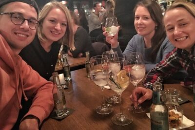 PRIVATE - Best Munich Cocktail Tour - all inclusive - Start at LUDWIG BECK, then ease in with a speakeasy-style welcome drink