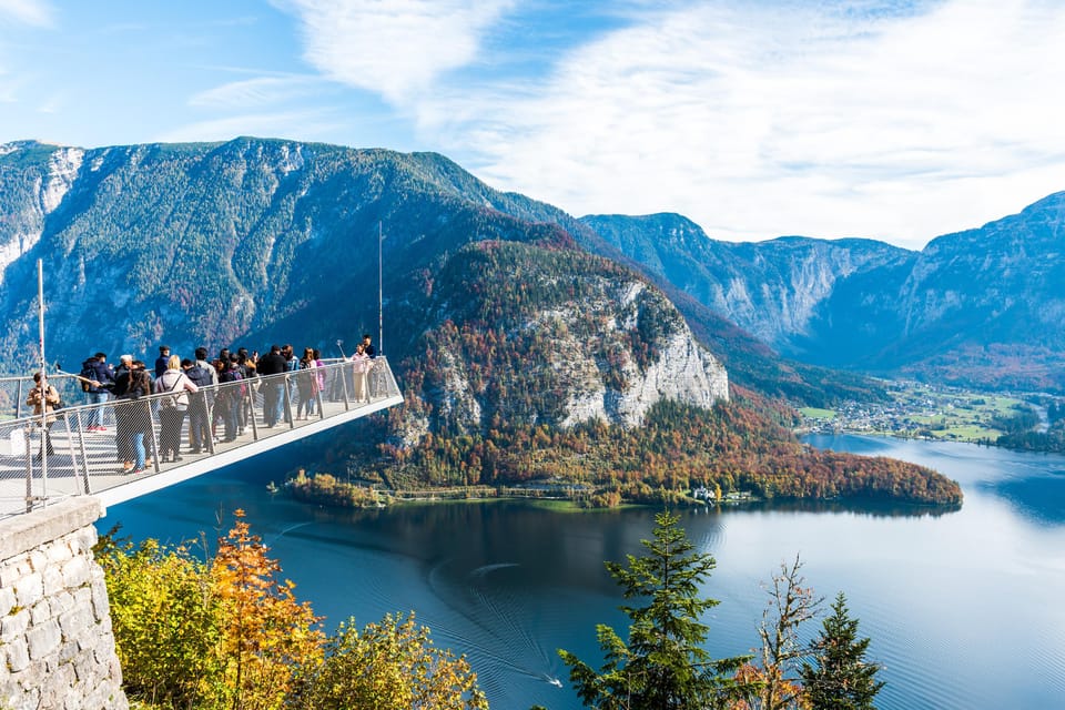 Private day trip from Munich to Eagle's Nest & Hallstatt - Hallstatt in two hours: lunch planning and lakeside walking