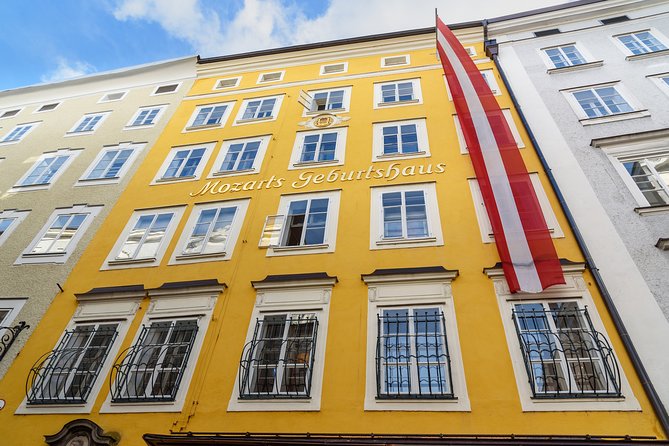Private Day Trip from Munich to Salzburg Old Town with Lunch - Door-to-door transport from Munich: fewer seams in your day