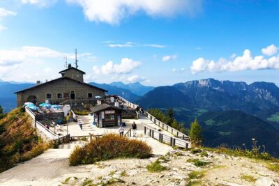 Private Eagle's Nest Tour from Munich ending in Salzburg - Berchtesgaden old town: a real break before the heavy stuff