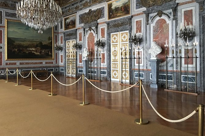 Private Herrenchiemsee Castle Tour from Munich with Cruise and Carriage Ride - The carriage ride: making the day feel like an event