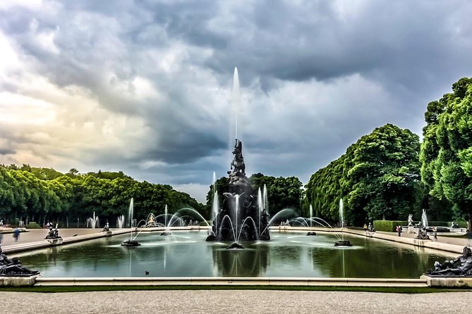 Private Herrenchiemsee Castle Tour from Munich with Cruise and Carriage Ride - Crossing Lake Chiemsee: why the boat ride sets the mood